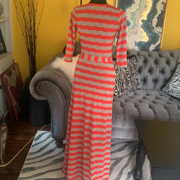 Orange and tan maxi faux wrap dress with v neck - Picture 5 of 6